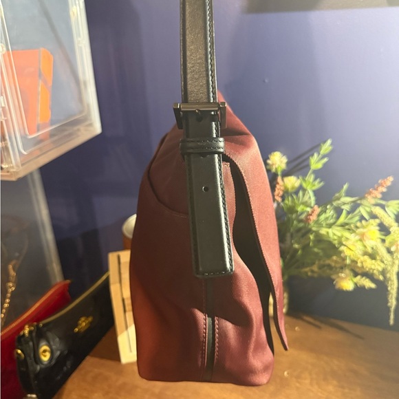 COACH Nylon Shoulder Bag in Maroon- EUC- adjustable strap - Picture 7 of 7
